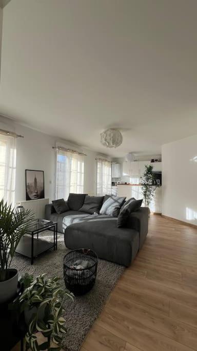Le Nid Champenois Apartment Reims Exterior foto